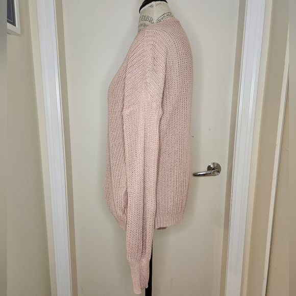 Brandy Melville Pink Knit Sweater - Picture 4 of 9